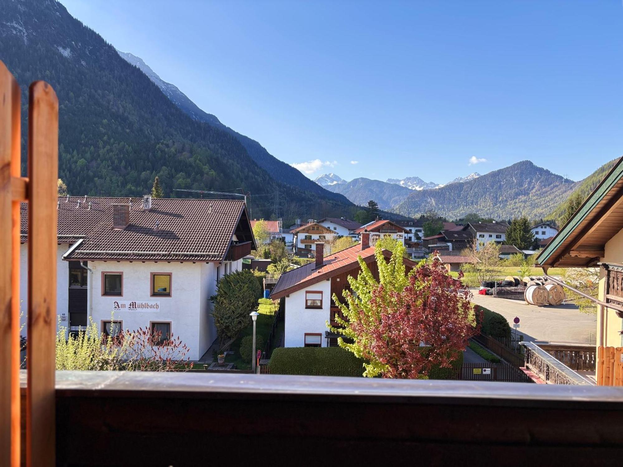 Pension Bavaria Mittenwald Esterno foto